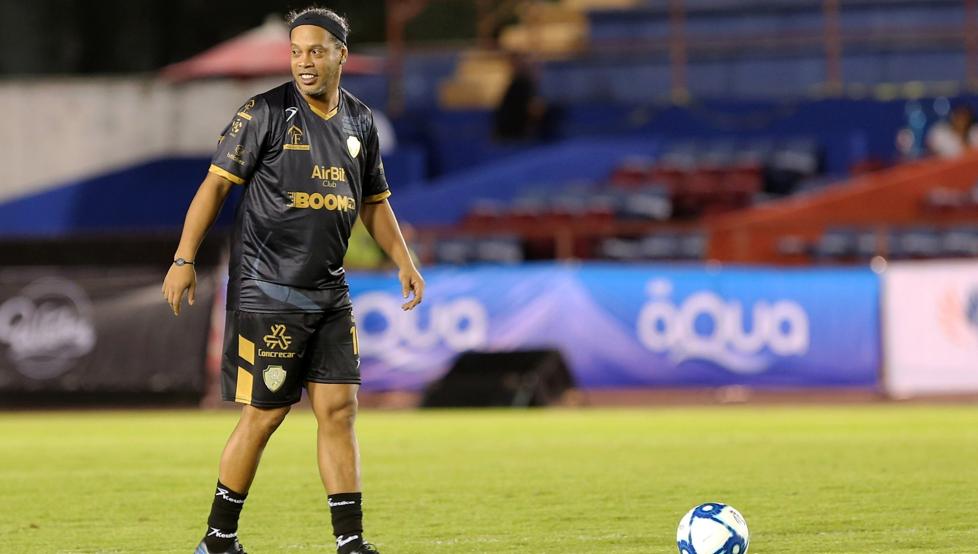 Ronaldinho está detenido por la policía en Paraguay por ...