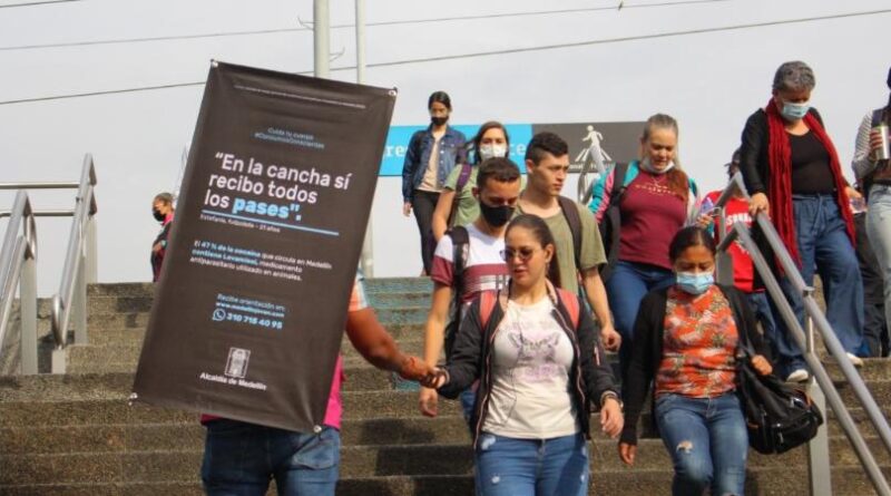 Con la campaña #ConsumosConscientes, Medellín informa a las juventudes sobre los riesgos de sustancias psicoactivas