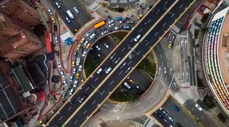 Para favorecer la movilidad en el occidente de la ciudad, la Alcaldía de Medellín habilitó el nuevo puente de San Juan con la avenida 80